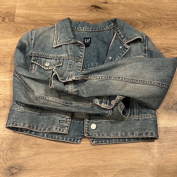 Gap crop jean jacket - Picture 3 of 4